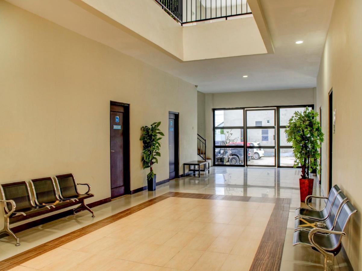 Sungai Lutus Oyo 90162 Remboelan Guest House מראה חיצוני תמונה